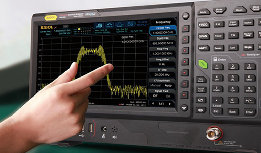 Use the multi-touch screen to complete operations quickly.